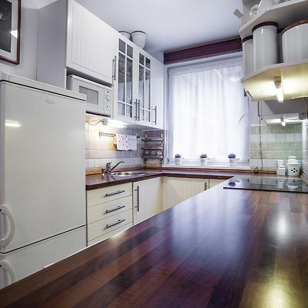 בודפשט Lovely Corvin Apartment מראה חיצוני תמונה