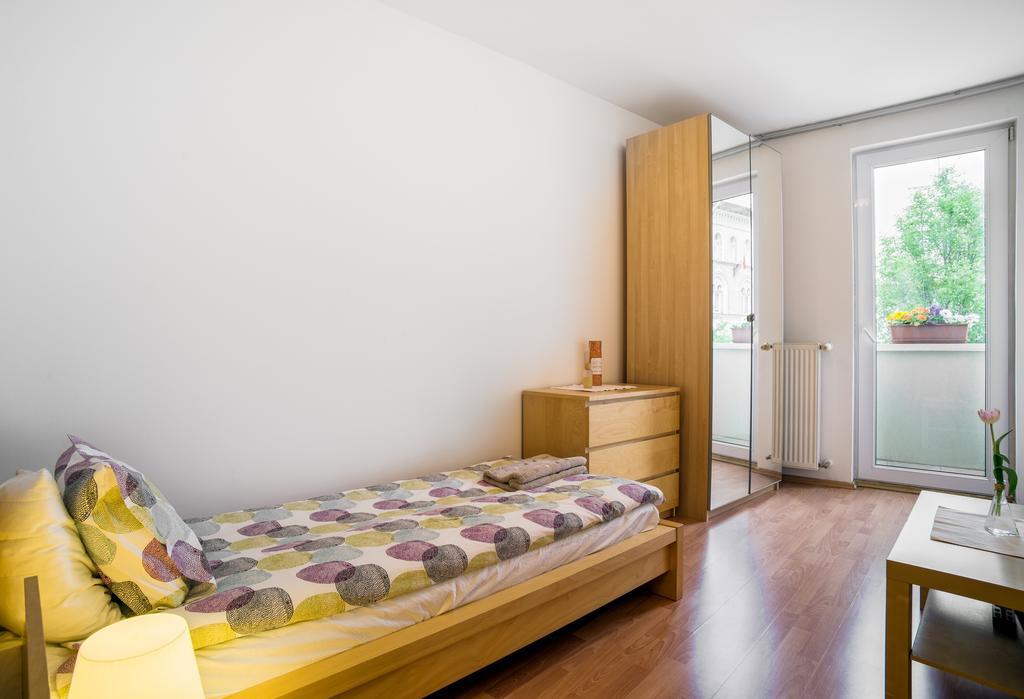 בודפשט Lovely Corvin Apartment מראה חיצוני תמונה