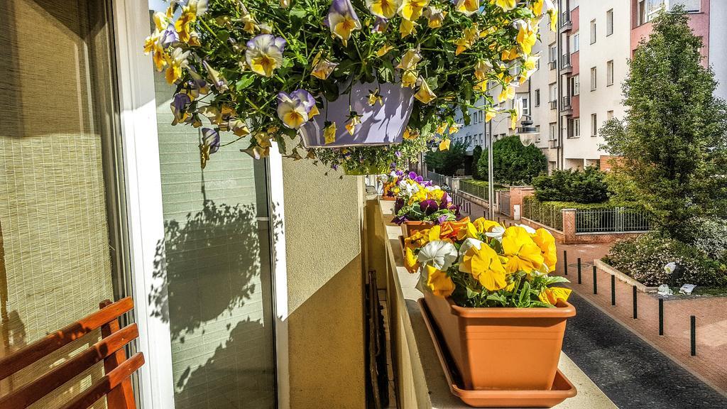 בודפשט Lovely Corvin Apartment מראה חיצוני תמונה